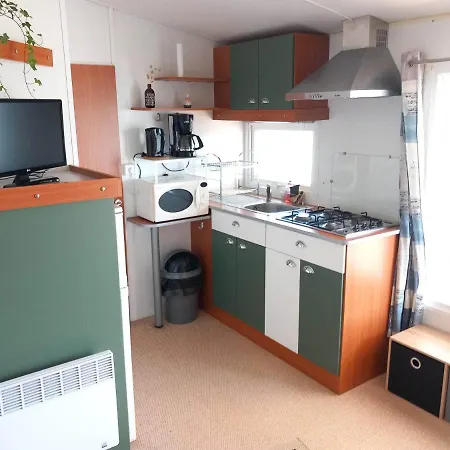 Bungalow Camping Sainte-Marie-du-Mont (Manche)